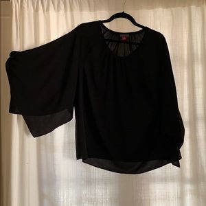 Vince Camuto smock blouse w dramatic split sleeve
